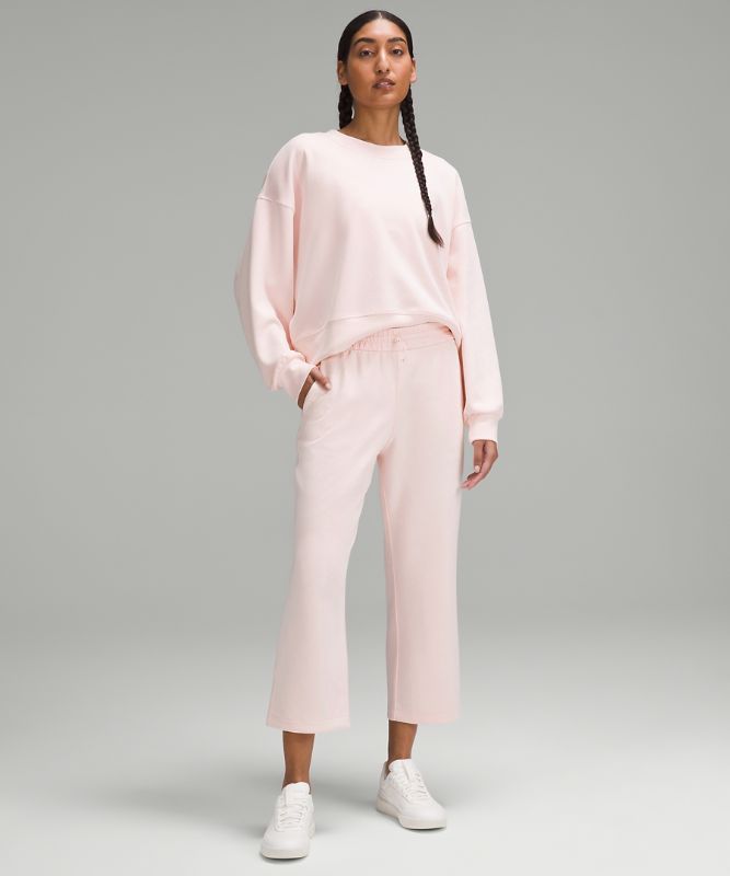 Softstreme High-Rise Straight-Leg Cropped Pant