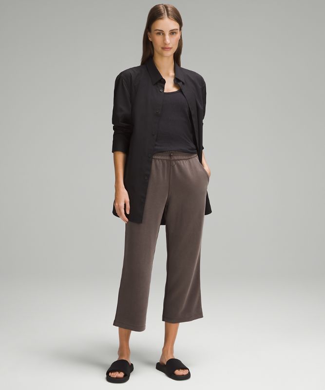 Softstreme High-Rise Straight-Leg Cropped Pant