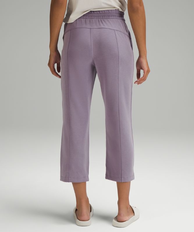 Softstreme High-Rise Straight-Leg Cropped Pant