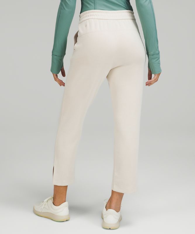 Brushed Softstreme Split-Hem High-Rise Crop