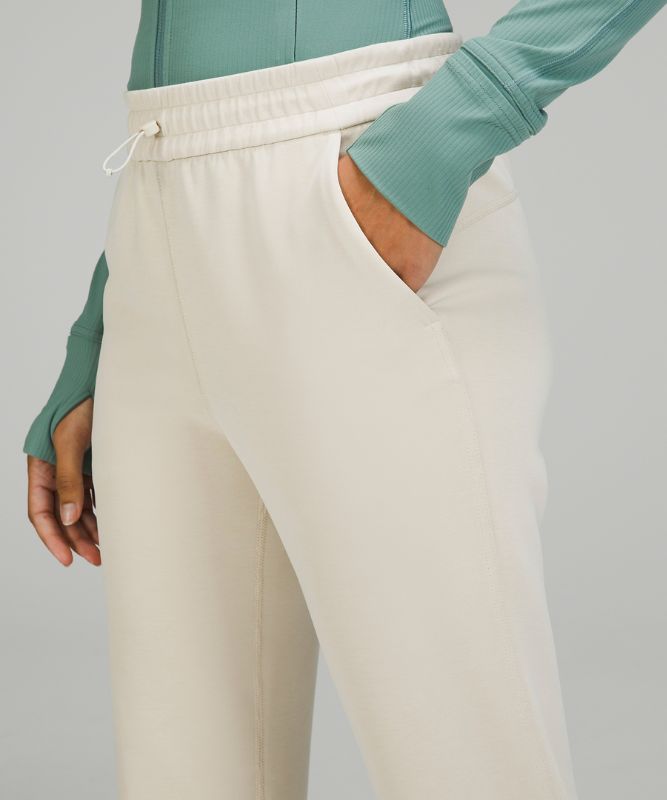 Brushed Softstreme Split-Hem High-Rise Crop