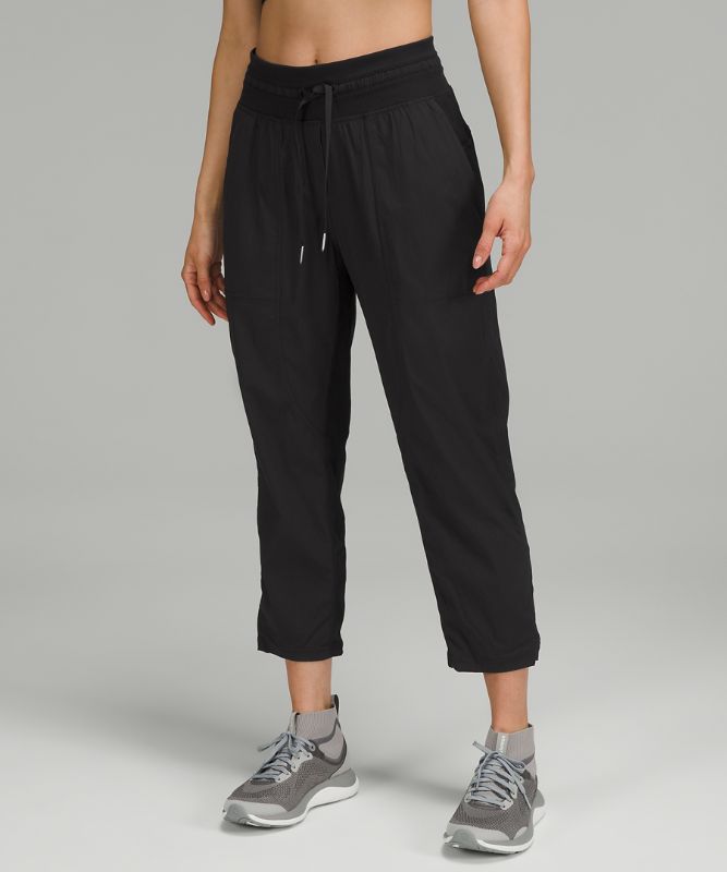 Dance Studio Mid-Rise Cropped Pant *Asia Fit