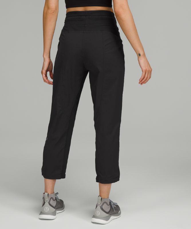 Dance Studio Mid-Rise Cropped Pant *Asia Fit