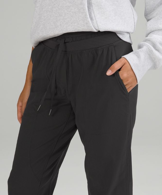 Dance Studio Mid-Rise Cropped Pants