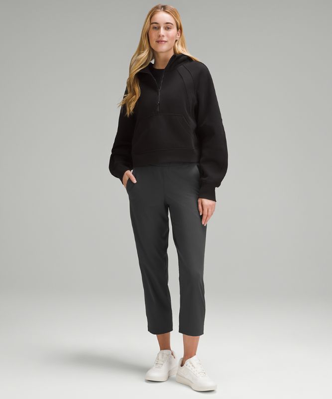 Luxtreme Slim-Fit Pull-On Mid-Rise Cropped Pant