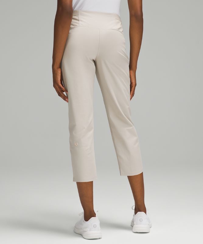 Warpstreme Multi-Pocket Mid-Rise Golf Cropped Pant 24"