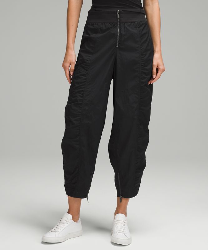 Front-Zip Mid-Rise Ruched Crop