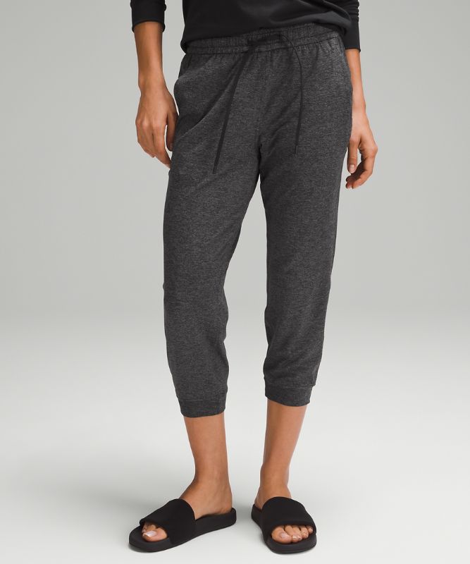 Soft Jersey Classic-Fit Mid-Rise Cropped Jogger