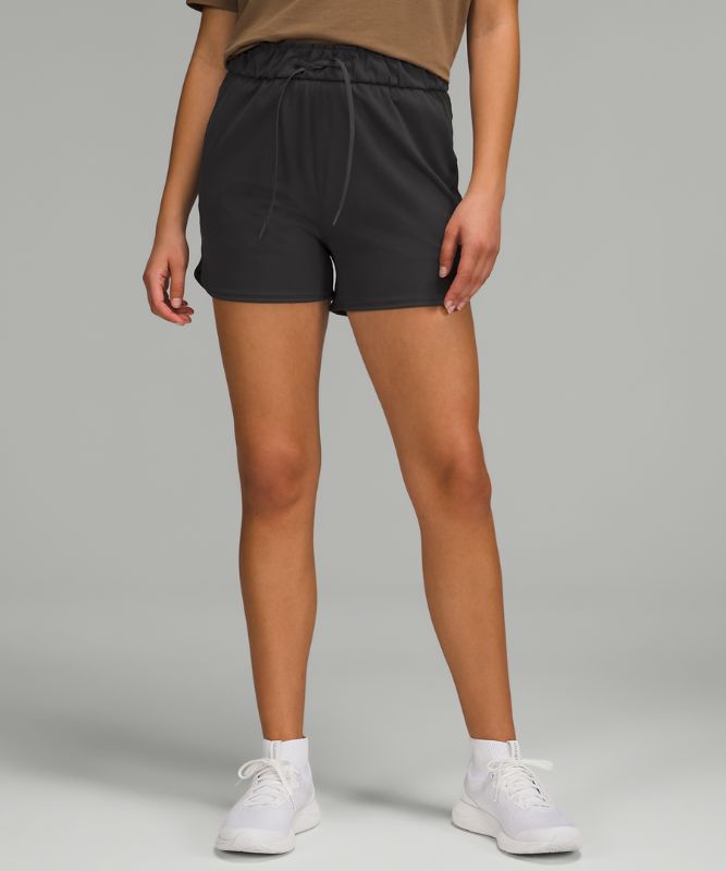 Stretch High-Rise Short 3.5