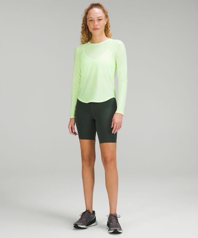 Base Pace High-Rise Reflective Short 8"