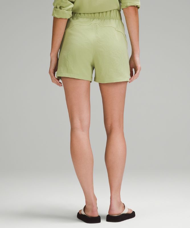 Lined Lightweight Super-High-Rise Short 3.5"