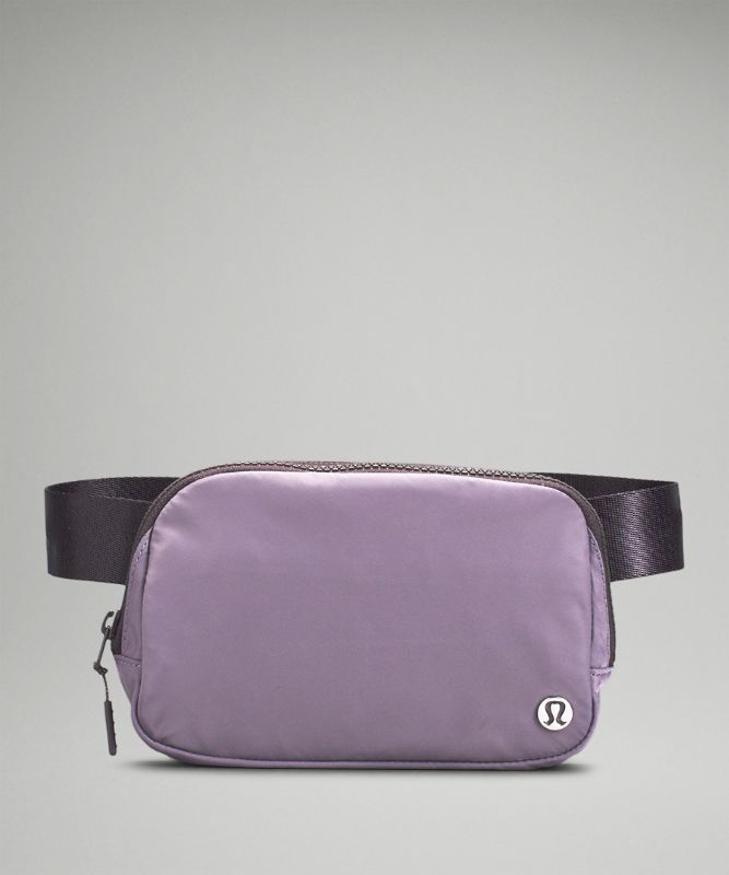 Everywhere Belt Bag 1L