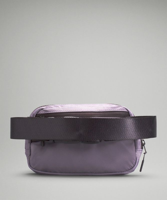 Everywhere Belt Bag 1L