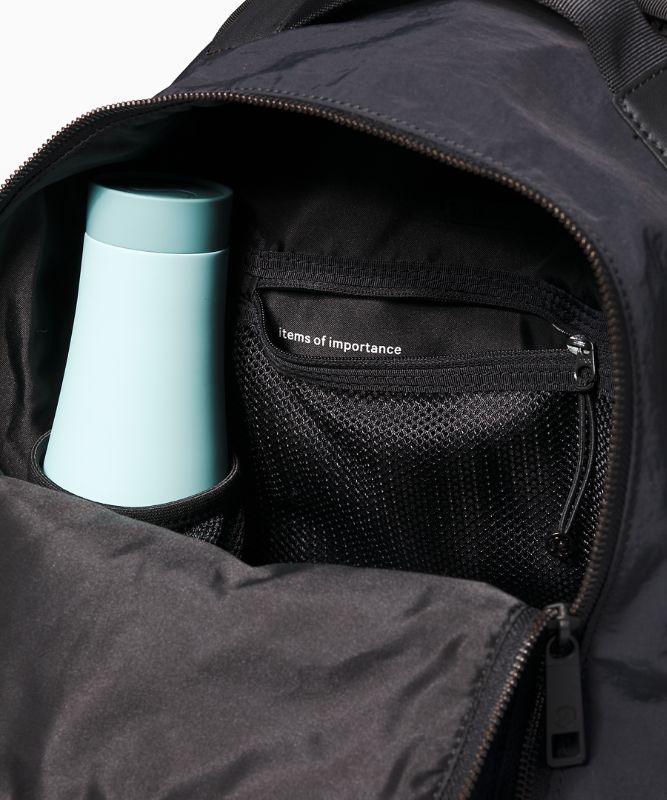 City Adventurer Backpack 17L