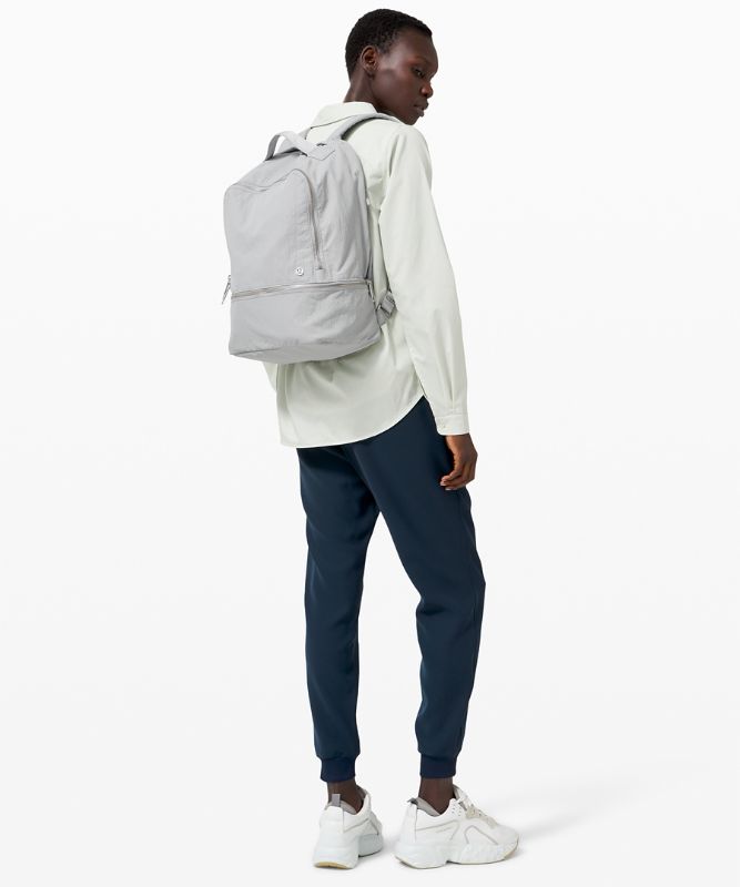 City Adventurer Backpack 17L