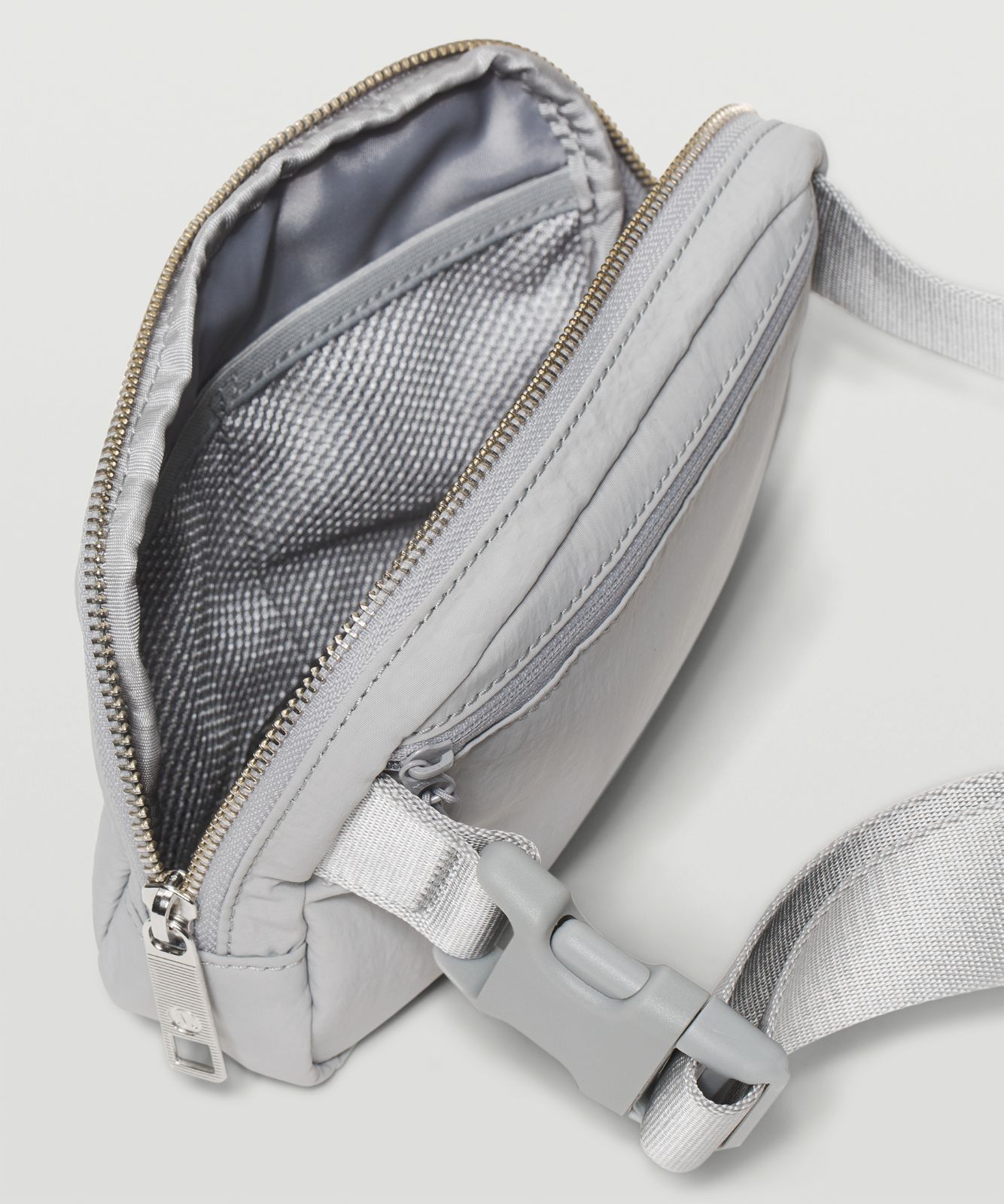 Lululemon Everywhere Belt bag 2024 silver drop/white