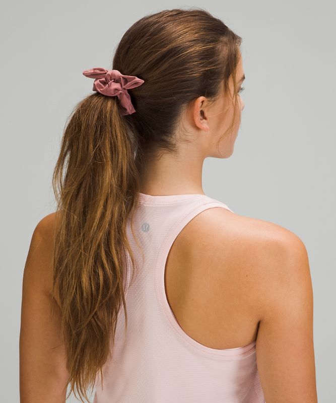 Uplifting Scrunchie *Bow