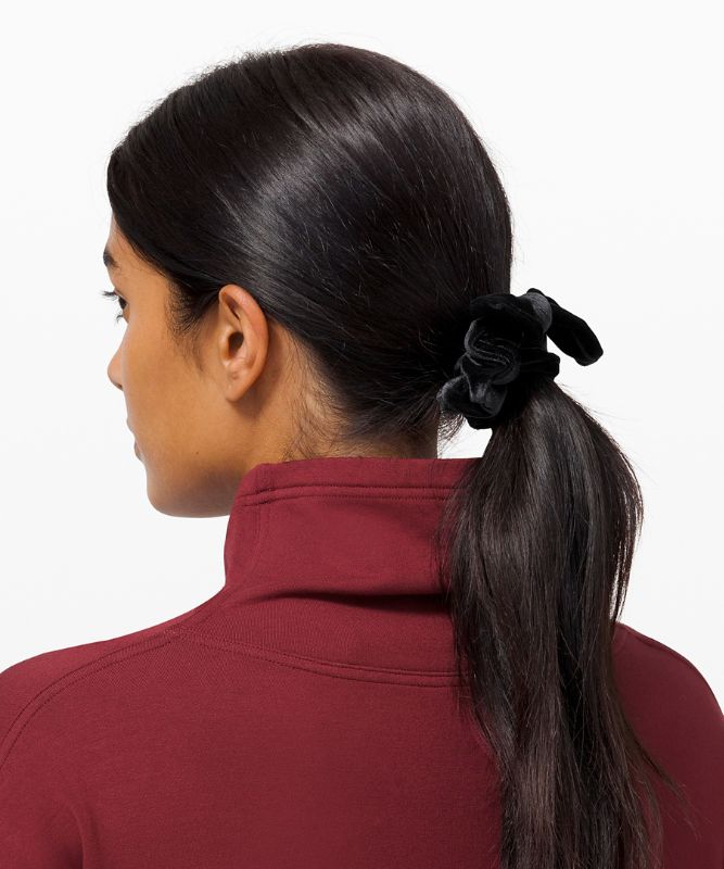 Uplifting Scrunchie *Velvet Bow