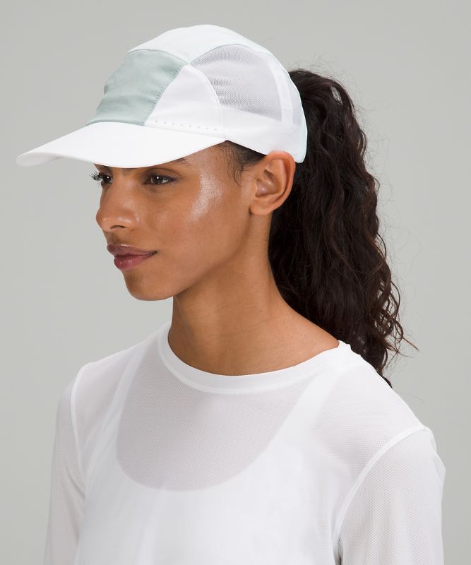 Women's Fast and Free Run Hat Elite