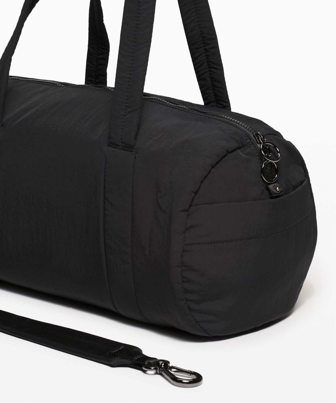 Lululemon deals on my level barrel bag