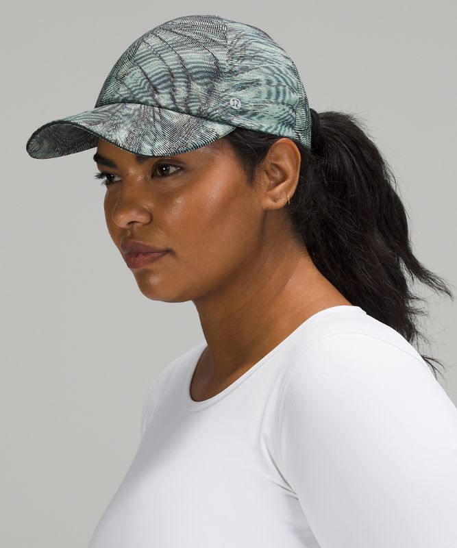 Fast and Free Run Hat Women