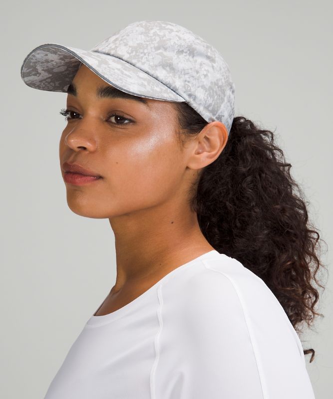 Women's Fast and Free Running Hat