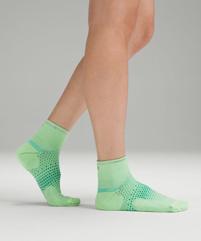 MacroPillow Ankle Run Sock