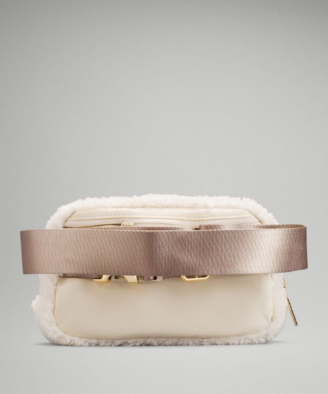 Lululemon fleece belt bag good light ivory