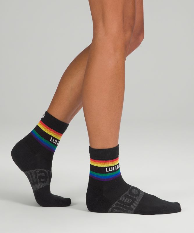 Women's Daily Stride Mid-Crew Sock Stripe lululemon *Wordmark