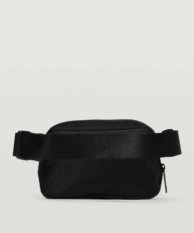 Everywhere Belt Bag