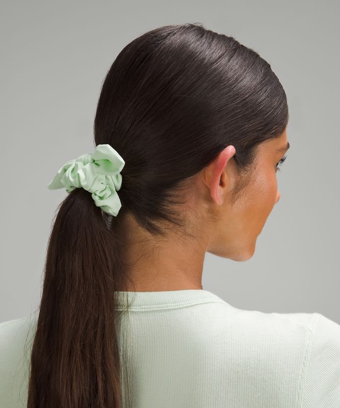 Uplifting Scrunchie *Bow