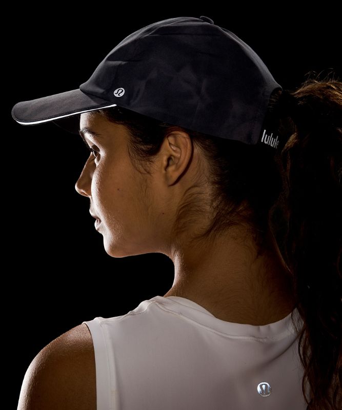 Women's Fast and Free Run Hat