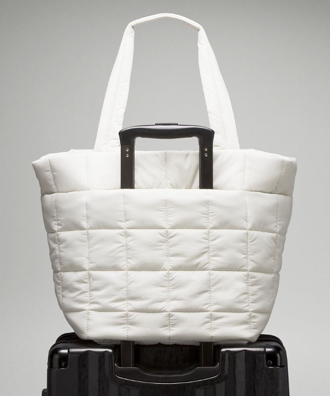 Quilted Grid Tote Bag 26L