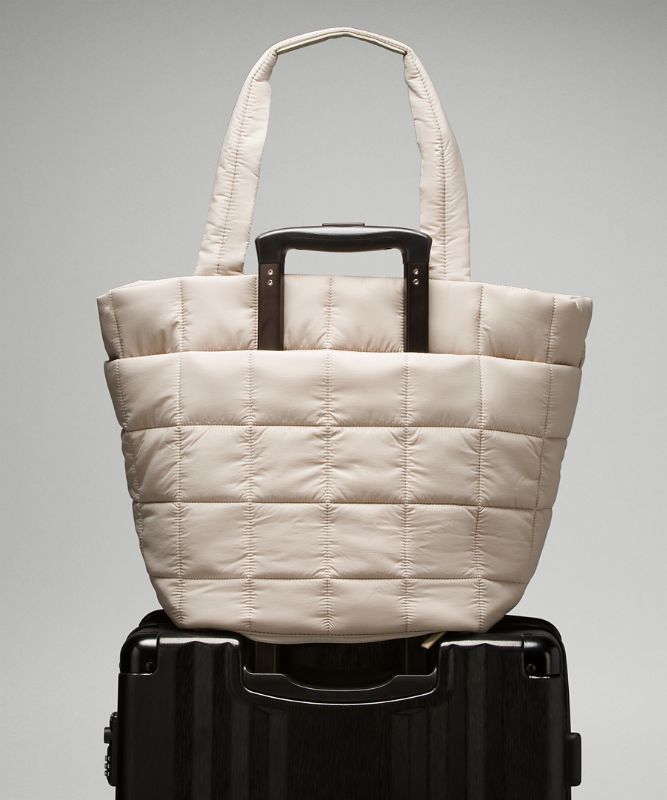 Quilted Grid Tote Bag 26L