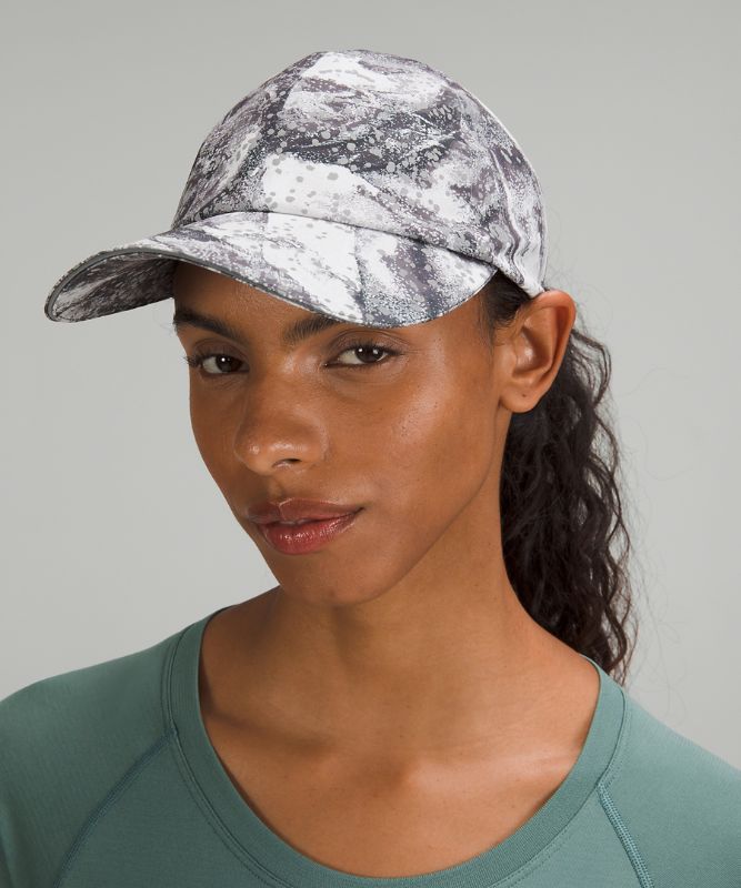 Women's Fast and Free Running Hat