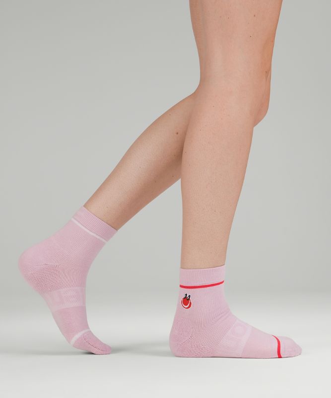 Women's Daily Stride Mid-Crew Sock *Graphic