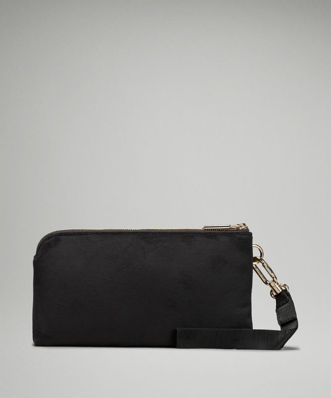 Curved Wristlet *Velour