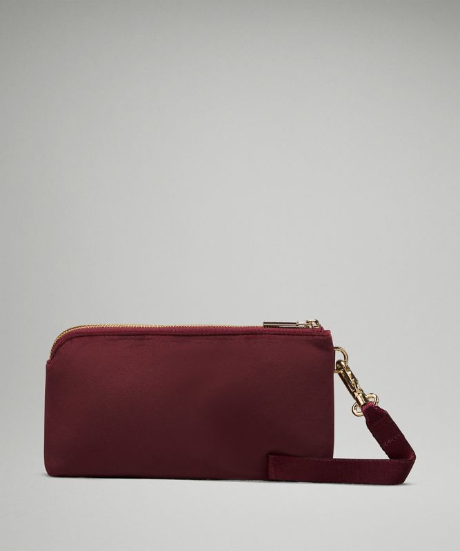 Curved Wristlet *Velour